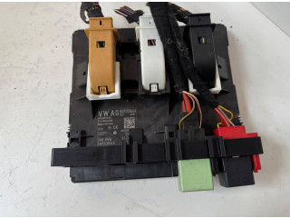 Блок комфорта 5K0937086AA Volkswagen Caddy