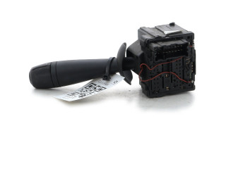 Ручка стеклоочистителей 8201168008, G0-6894R   Dacia Duster