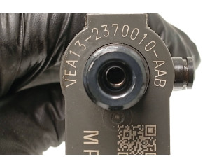 Vstřikovač 31405404, VEA132370010AAB Volvo V40 D4204T14