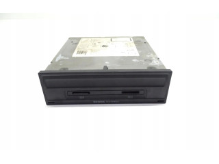 Радио/ проигрыватель CD/DVD / навигация Skoda Fabia Mk1 (6Y)