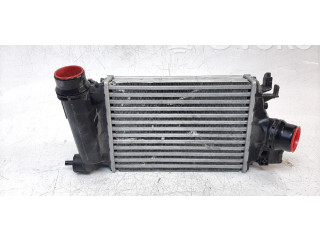 Интеркулер 144968819R Dacia Sandero