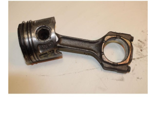 Поршень с шатуном 55283099 55263087 Jeep Renegade