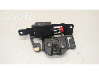 Zámek zadních dveří 51247201561 BMW 3 E46 2002