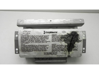 Подушка безопасности пассажира 8200303496, M1600 Renault Clio III