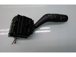 Ручка стеклоочистителей    Mazda 3