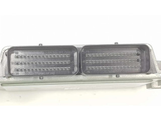 Блок управления двигателя 8200483732, 6001548282   Dacia Logan I