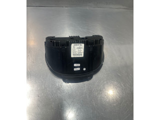 Přístrojová deska BMW 1 E81 E87 2010 102495298, 9220949