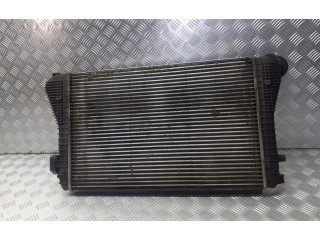 Интеркулер  1KO145803E   Skoda Octavia Mk2 (1Z) 