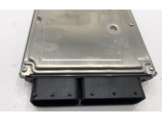 Řídící jednotka 7796637 BMW 5 E60 E61 2004