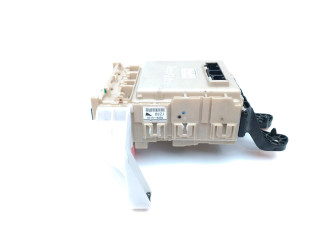 Модуль управления BSM 8273005J70   Toyota Avensis T270