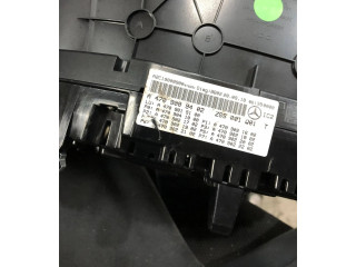 Панель приборов A4709009402   Mercedes-Benz W470       
