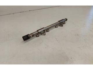 Vstřikovací lišta 06J906051F Audi A3 S3 8V