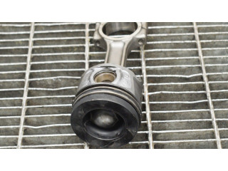 Поршень 120A18001R, 7701475074 Renault Clio IV для дизельного двигателя 1.5