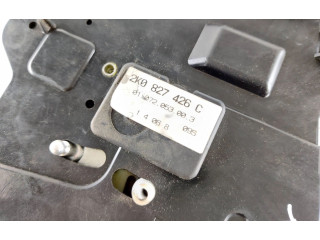 Zámek zadních dveří 2K0827426C Volkswagen Caddy 2010