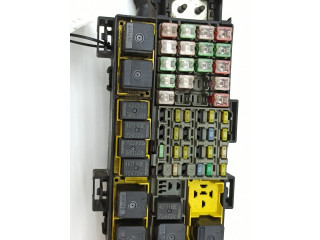 Блок предохранителей 56048661AG, AGGS094842864 Jeep Grand Cherokee (WK)