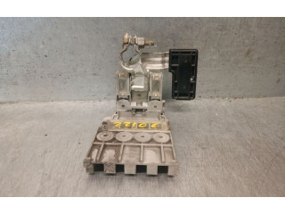 Модуль управления ручным тормозом    8571A027, 8571A027   Mitsubishi Outlander