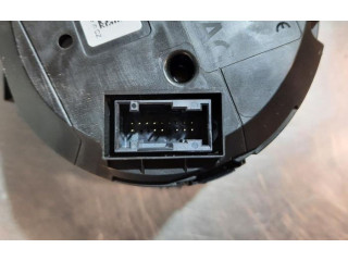 Панель приборов 5E0920750F   Skoda Octavia Mk3 (5E)       