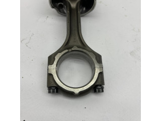 Píst Toyota Avensis T250 pro naftový motor 2.2 2AD