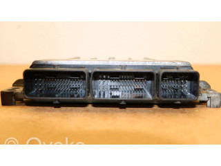 Блок управления двигателя 237103217R, S180158133   Dacia Lodgy