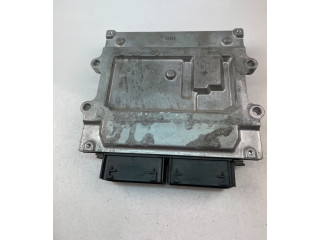 Блок управления двигателем Блок управления 32242005   Volvo V70