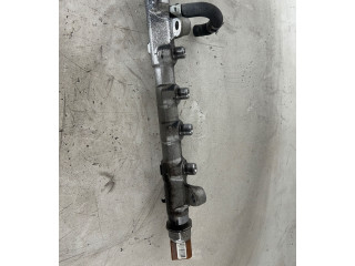 Топливная рампа 057130764AB   Skoda Superb B6 (3T)   для двигателя CFGB, CBBB