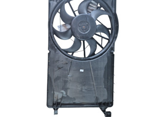 Вентилятор радиатора     31261989    Volvo C30 