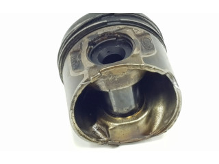  Поршень с шатуном  PISTON204DTA, 204DTA  Land Rover Range Rover Velar  