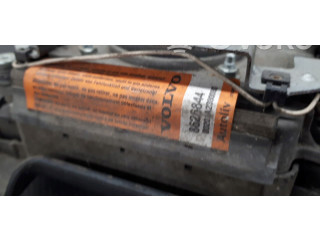 Подушка безопасности водителя 8626844 Volvo V70