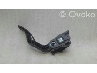 Педаль акселератора