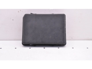 Блок предохранителей 284B65716R Dacia Sandero III