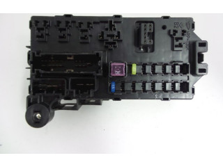 Блок предохранителей     Daihatsu Cuore    