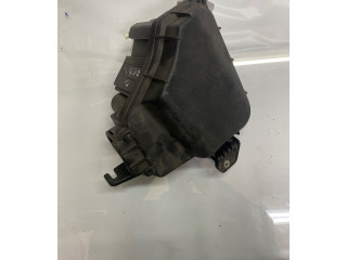   Pojistková skříňka 4H0937118, PA6GF15   Audi A8 S8 D4 4H 2013