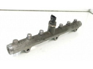 Vstřikovací lišta 0445214198, 314004A450 Hyundai H-1 - Starex pro naftový motor 2.5