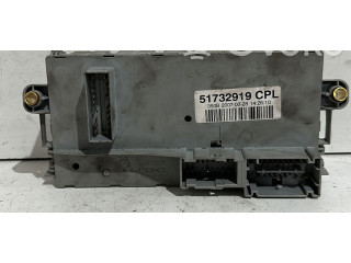 Блок предохранителей 51732910, 51732910   Fiat Idea    