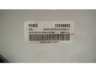 Блок управления двигателем Блок управления 12249823 Opel Meriva A