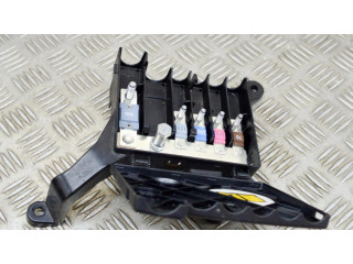 Блок предохранителей 4KE937548 Audi E-tron GT