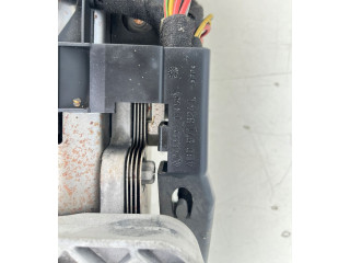 Ось рулевого колеса 4B0419502E    Audi A6 S6 C5 4B   