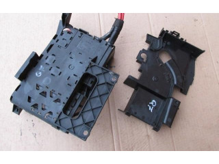 Pojistková skříňka Audi Q7 4L 2010