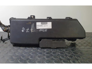 Блок предохранителей 9494211   Volvo S80