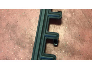 Vstřikovací lišta 1440318 BMW 5 E39 pro benzínový motor 2.5