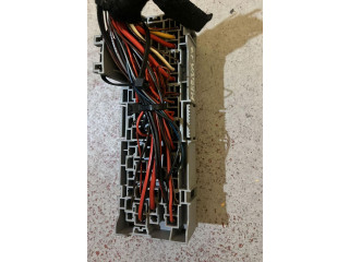 Блок предохранителей 5WK48664D   Opel Meriva A    