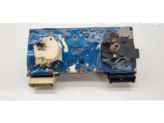 Přístrojová deska Volkswagen PASSAT B2 1987