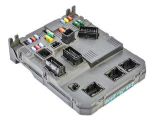 Pojistková skříňka 118085220F Peugeot 206+ 2010