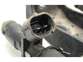 Vstřikovací lišta Peugeot 301