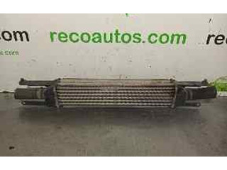 Интеркулер 51785221 Fiat Linea