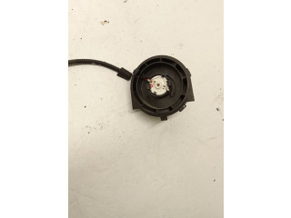 Электрический вентилятор радиаторов  8666595   Volvo V70 