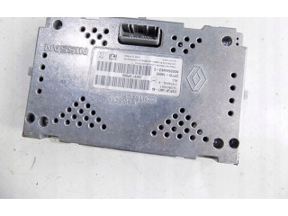 Экран/ дисплей / маленький экран    Nissan Navara D40       