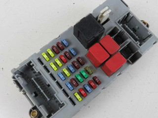 Блок предохранителей  51732919, 51754986   Lancia Musa    