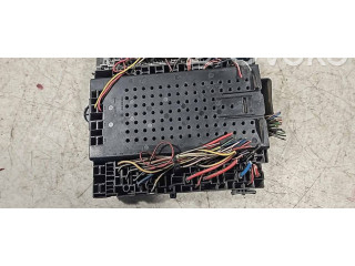 Ящик предохранителей (комплект) 9441585, 0867599 Volvo V70