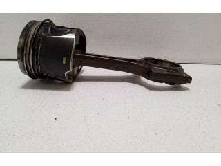  Поршень с шатуном  82L175  Volvo XC60  